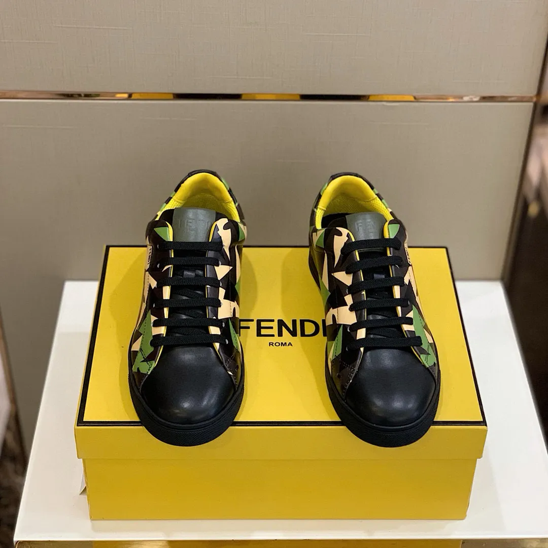 Factory Price: 380💰 Sun] FENDI Classic Comfort Men's, this sophisticated sneaker is handcrafted from soft calfskin. Mesh inner surface, ultra-light rubber material and rough outsole. This unique thin style is suitable for the casual and exquisite sensibility of this season. It is comfortable and natural on the feet. It is an everyday style for casual travel in autumn and winter! Code number: 38/44, customized 45